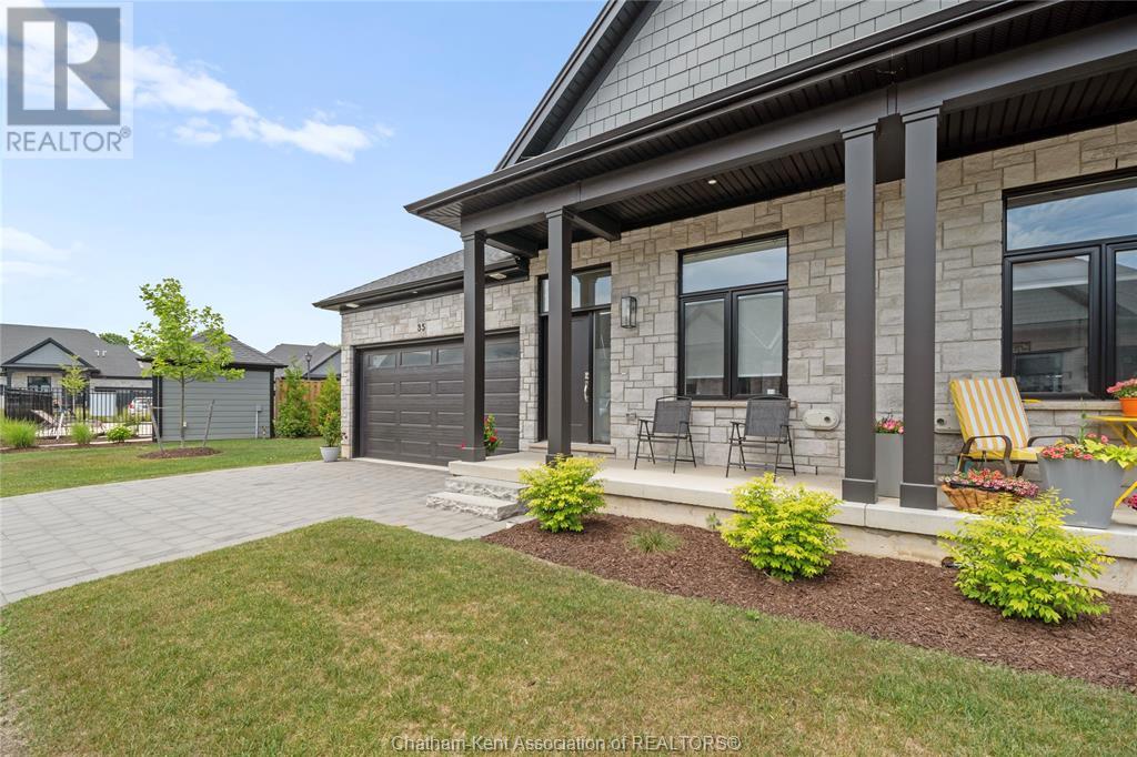 63 Compass Trail Unit# 35, Port Stanley, Ontario  N5L 0B4 - Photo 3 - 25016087