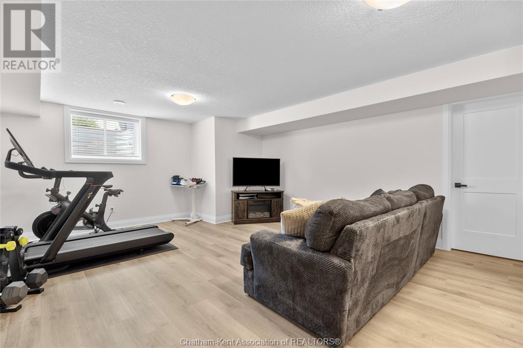 63 Compass Trail Unit# 35, Port Stanley, Ontario  N5L 0B4 - Photo 30 - 25016087