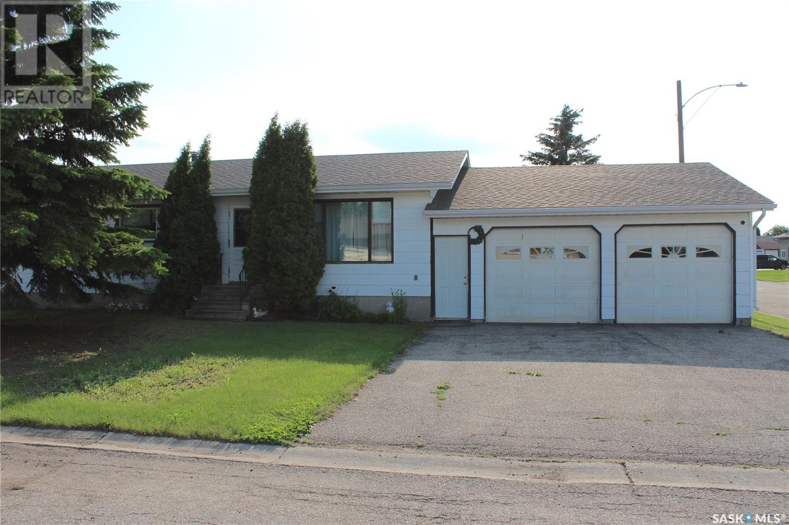 14 Pinder STREET, springside, Saskatchewan