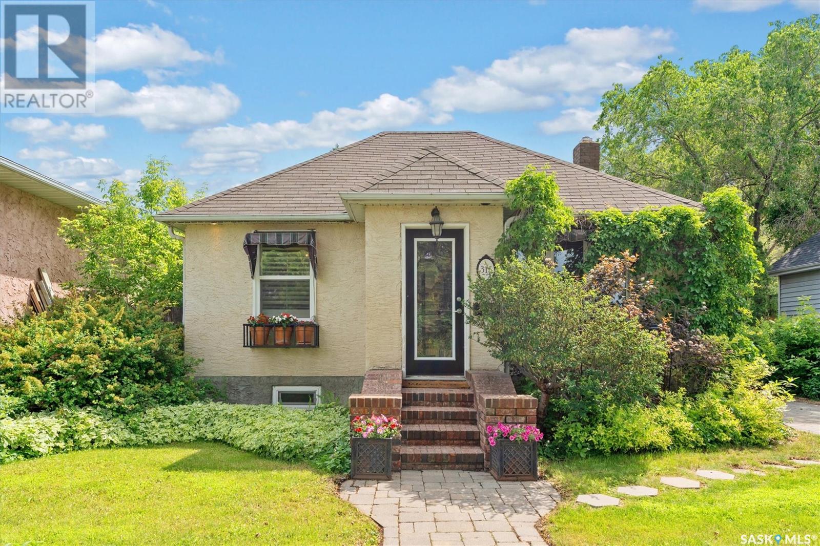 316 V AVENUE S, saskatoon, Saskatchewan