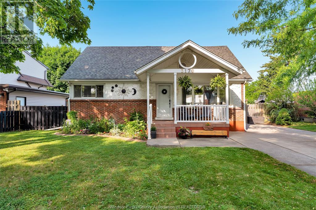 MLS# 25016222: 3170 ACADEMY DRIVE, Windsor, Canada