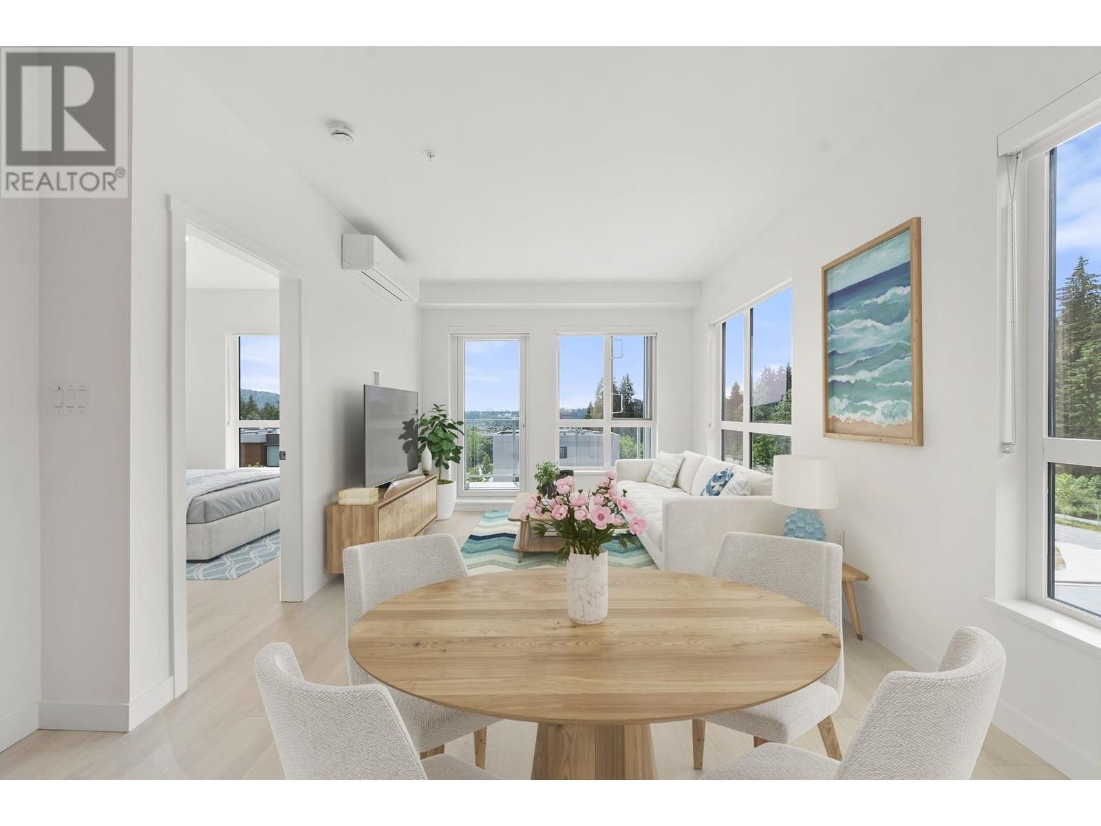 404 3594 MALSUM DRIVE, north vancouver, British Columbia V7G0B4