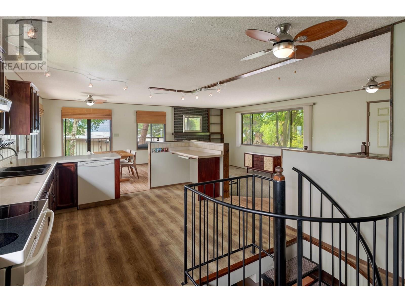 Property at 1048 ALLISON Place image 5
