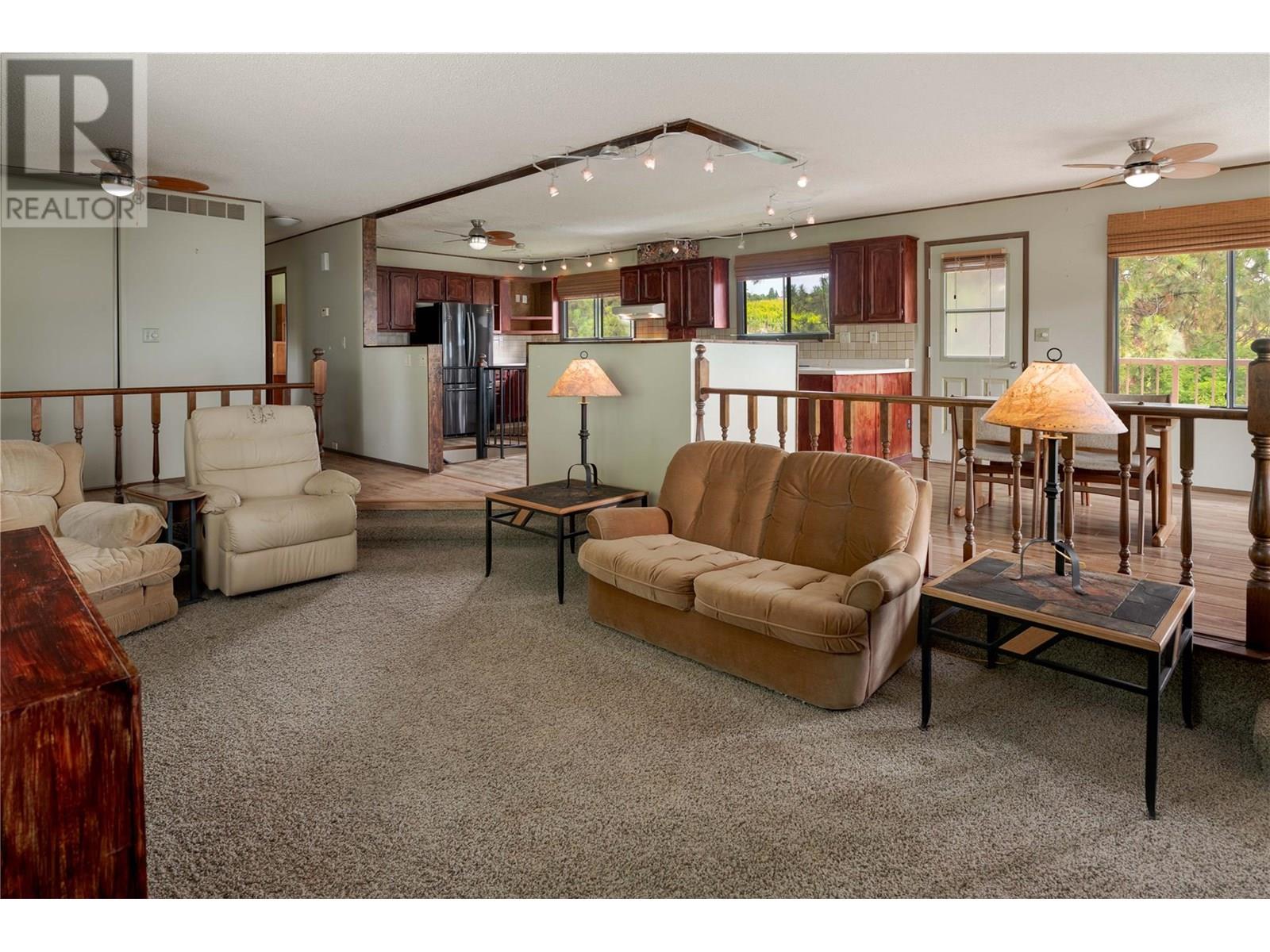 Property at 1048 ALLISON Place image 2