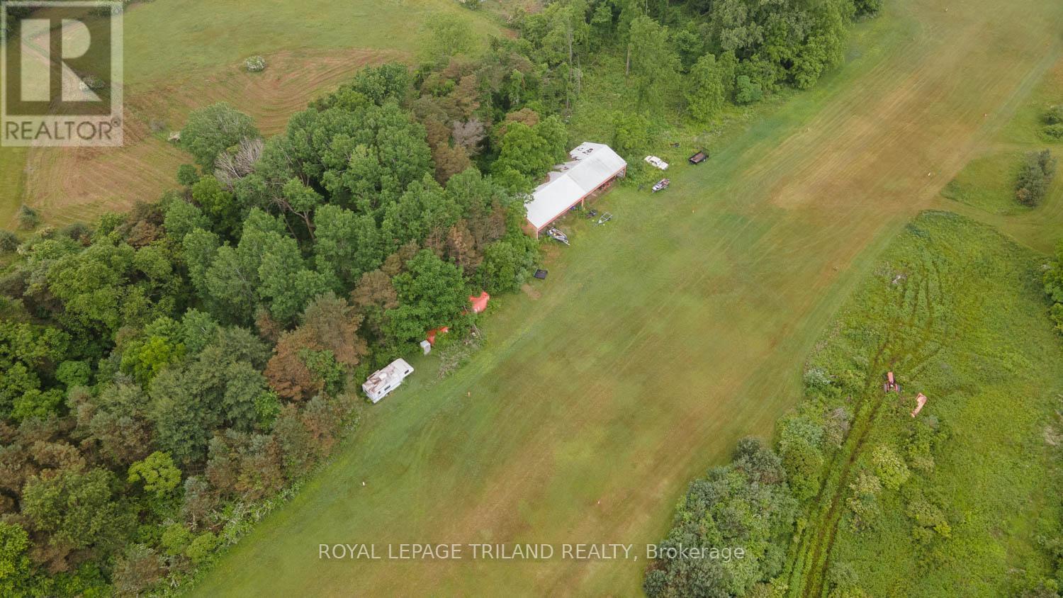 23171 Talbot Line, West Elgin, Ontario  N0L 2C0 - Photo 13 - X12247832