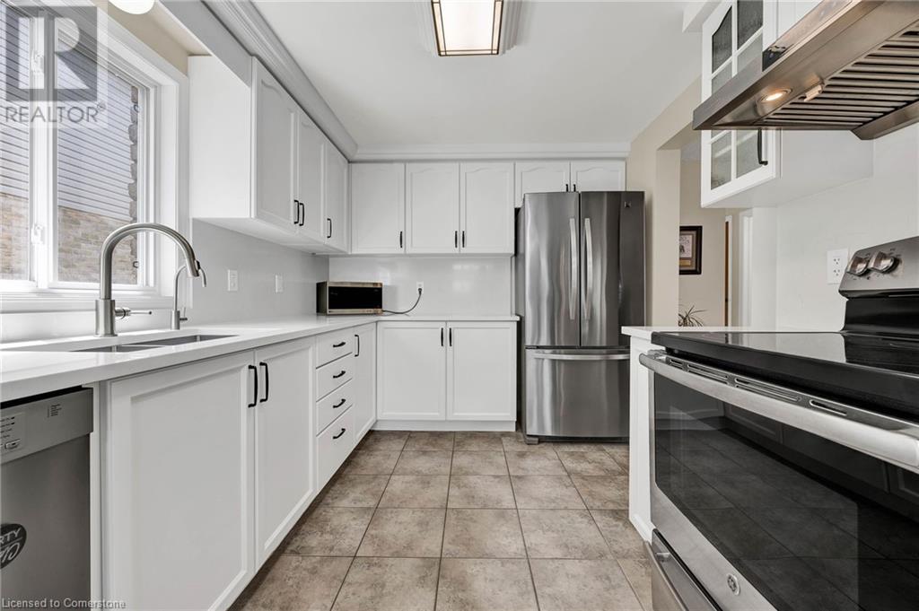 Property at 42 BROOKMEAD Street image 5