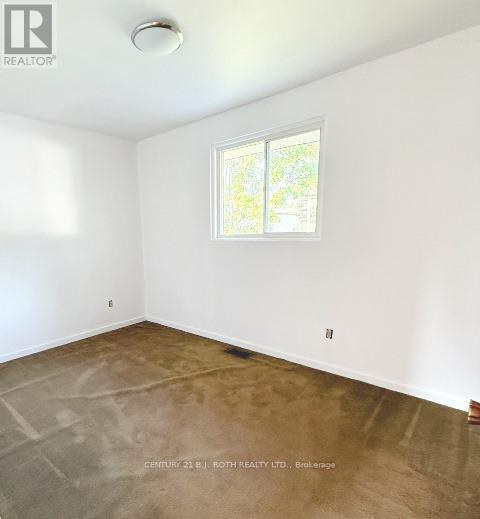 19 Finlay Mill Road, Springwater (Midhurst), Ontario  L0L 1X1 - Photo 10 - S12247654