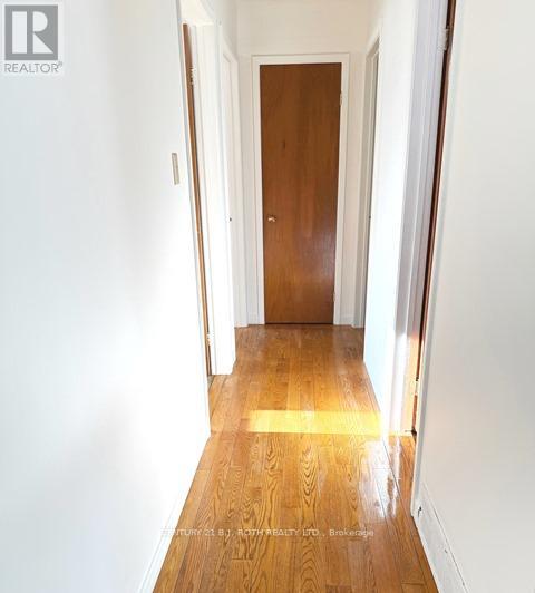 19 Finlay Mill Road, Springwater (Midhurst), Ontario  L0L 1X1 - Photo 12 - S12247654