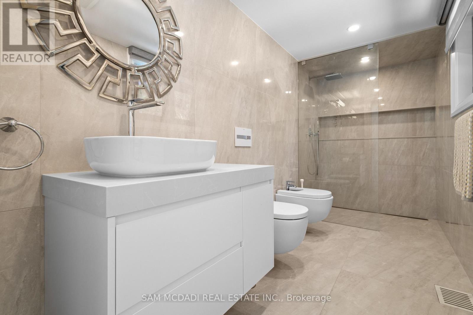 539 Old Poplar Row, Mississauga, Ontario  L5J 2N9 - Photo 21 - W12192776