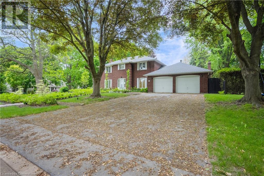 Property at 120 CASTLE Crescent image 4