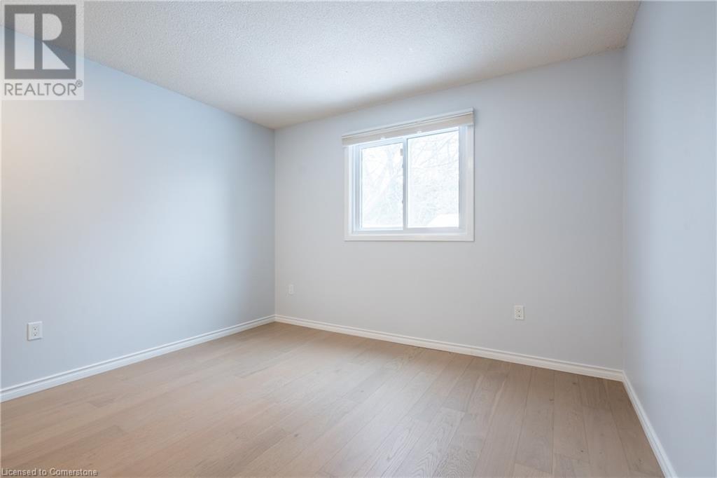 65 Hillcrest Avenue, St. Catharines, Ontario  L2R 4Y4 - Photo 21 - 40745190