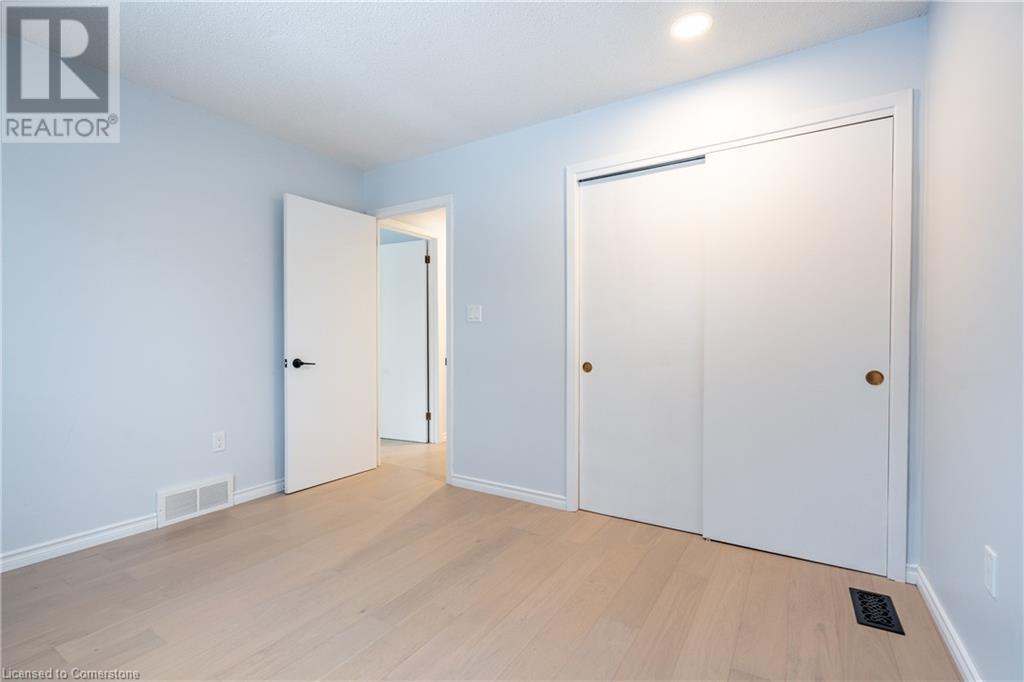 65 Hillcrest Avenue, St. Catharines, Ontario  L2R 4Y4 - Photo 22 - 40745190