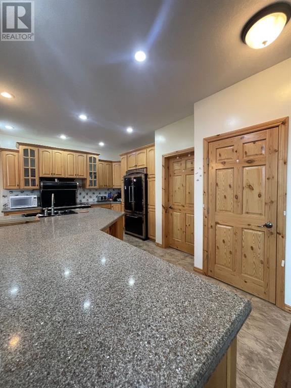180 162 Peace River Avenue, Joussard, Alberta  T0G 1J0 - Photo 6 - A2227380