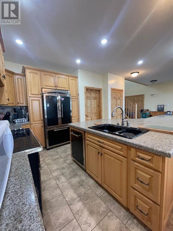 180 162 Peace River Avenue, Joussard, Alberta  T0G 1J0 - Photo 7 - A2227380