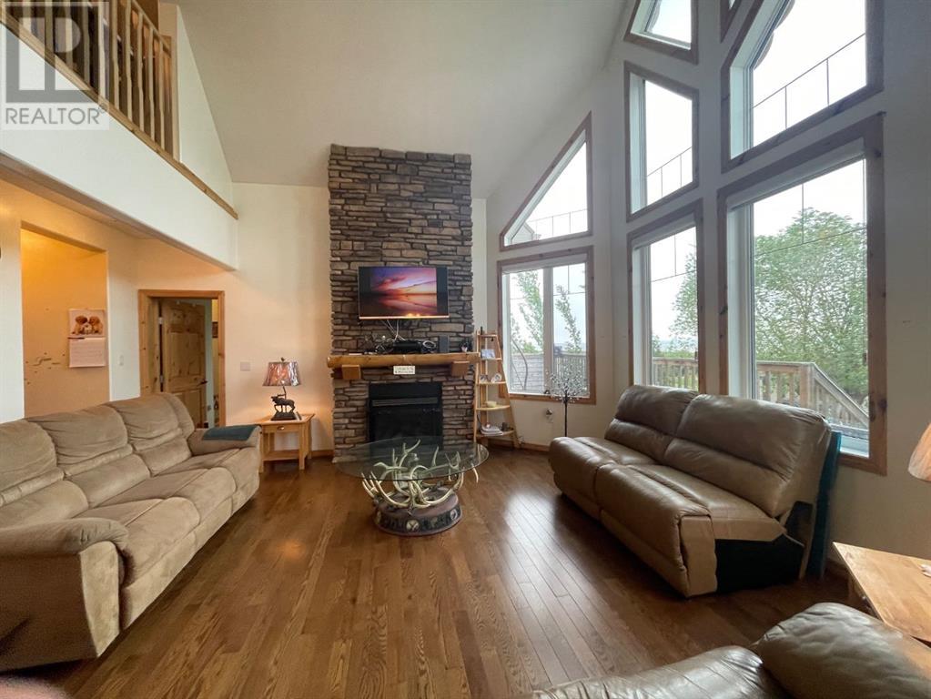 180 162 Peace River Avenue, Joussard, Alberta  T0G 1J0 - Photo 10 - A2227380