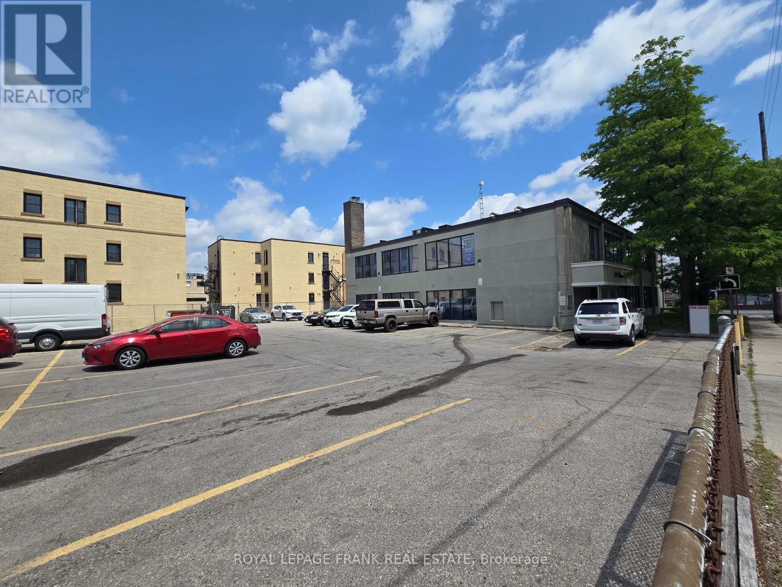 205 - 310 Simcoe Street S, Oshawa, Ontario  L1H 4H7 - Photo 10 - E12247853
