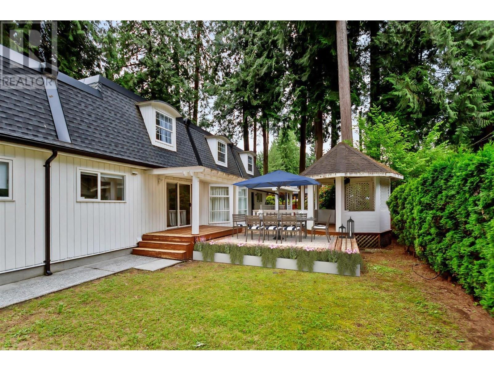 12409 214 Street, Maple Ridge, British Columbia  V2X 5E5 - Photo 35 - R3020111