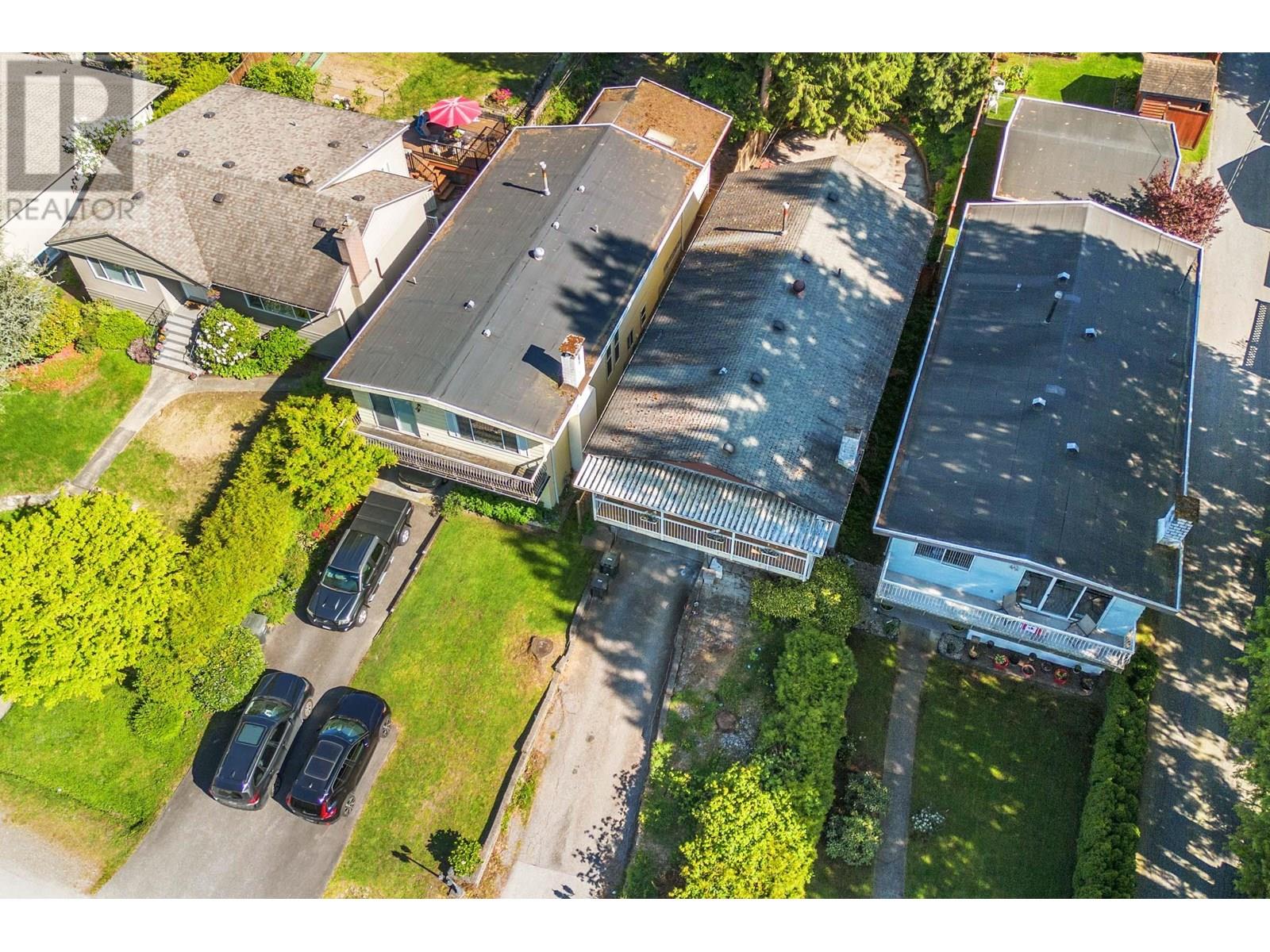 8224 Wedgewood Street, Burnaby, British Columbia  V3N 1C4 - Photo 35 - R3020380