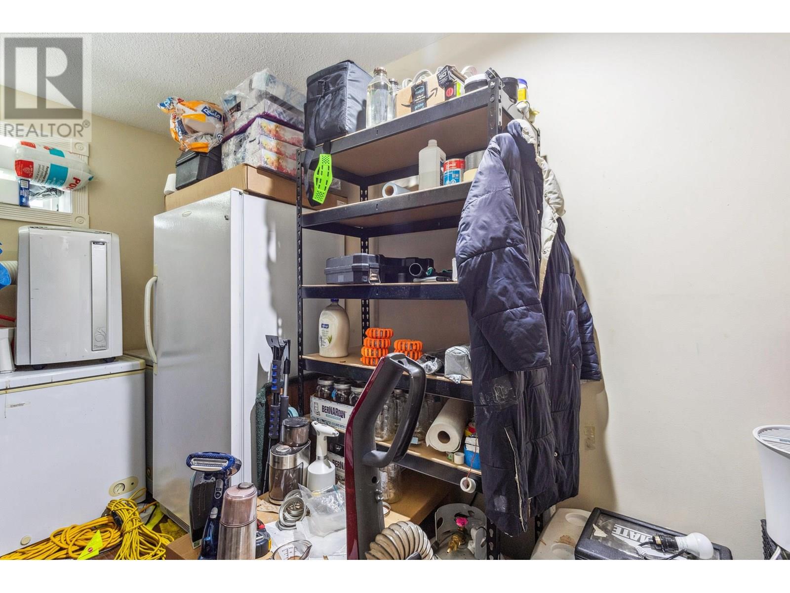 8224 Wedgewood Street, Burnaby, British Columbia  V3N 1C4 - Photo 25 - R3020380