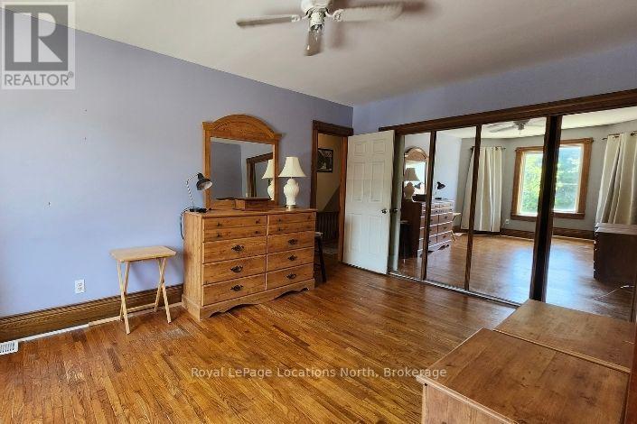 382 8th Street E, Owen Sound, Ontario  N4K 1L4 - Photo 12 - X12247792