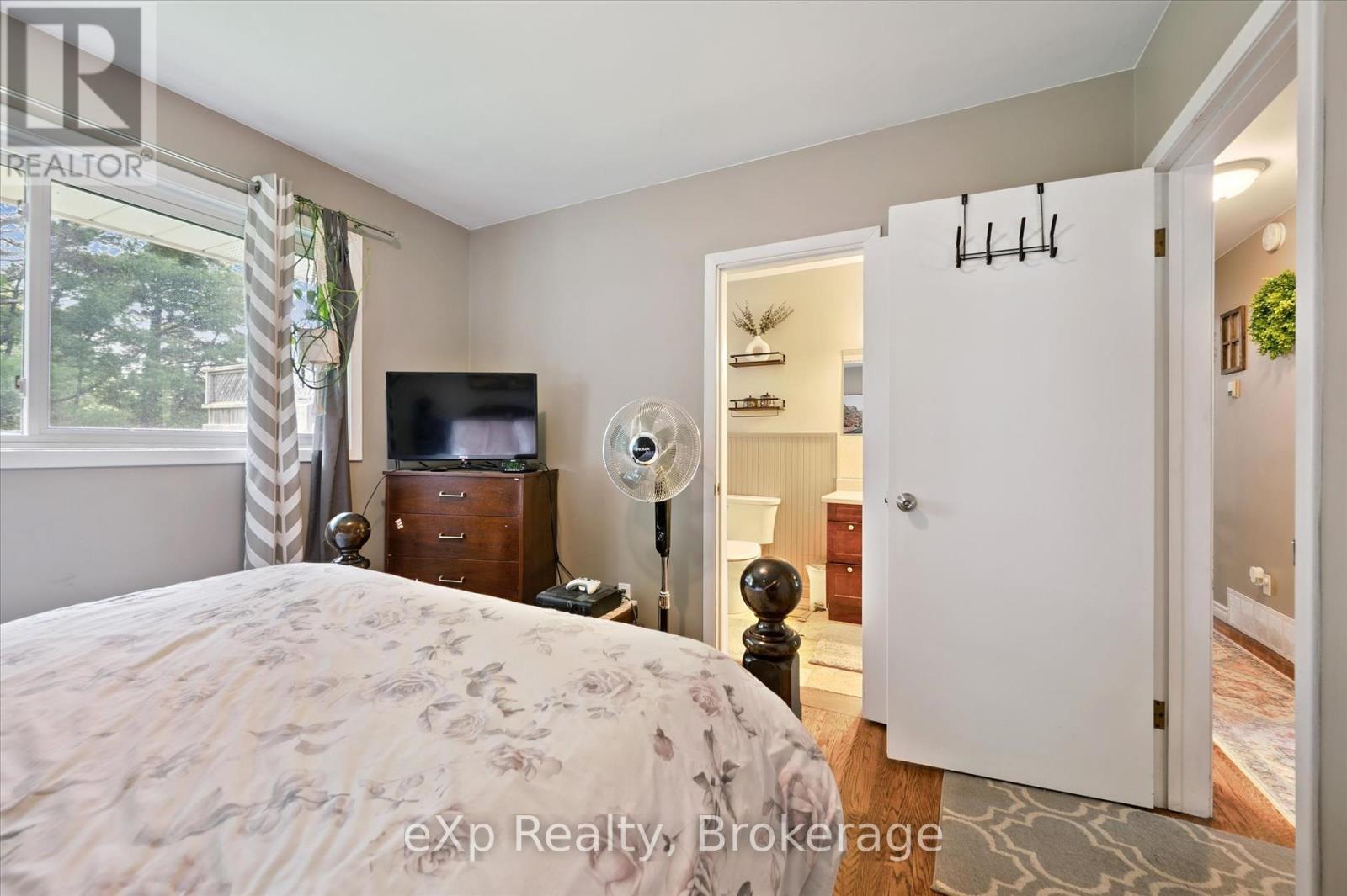 550 Elora Street, Centre Wellington, Ontario  N1M 1Y8 - Photo 24 - X12247848
