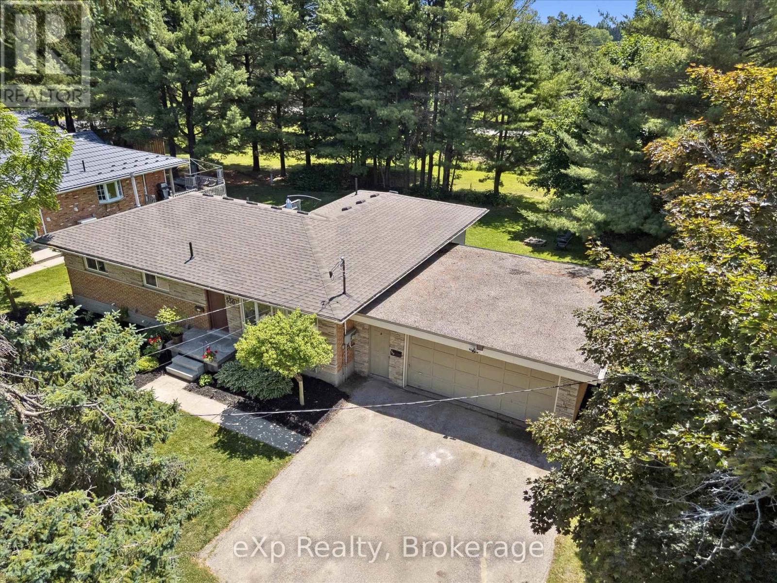 550 Elora Street, Centre Wellington, Ontario  N1M 1Y8 - Photo 3 - X12247848