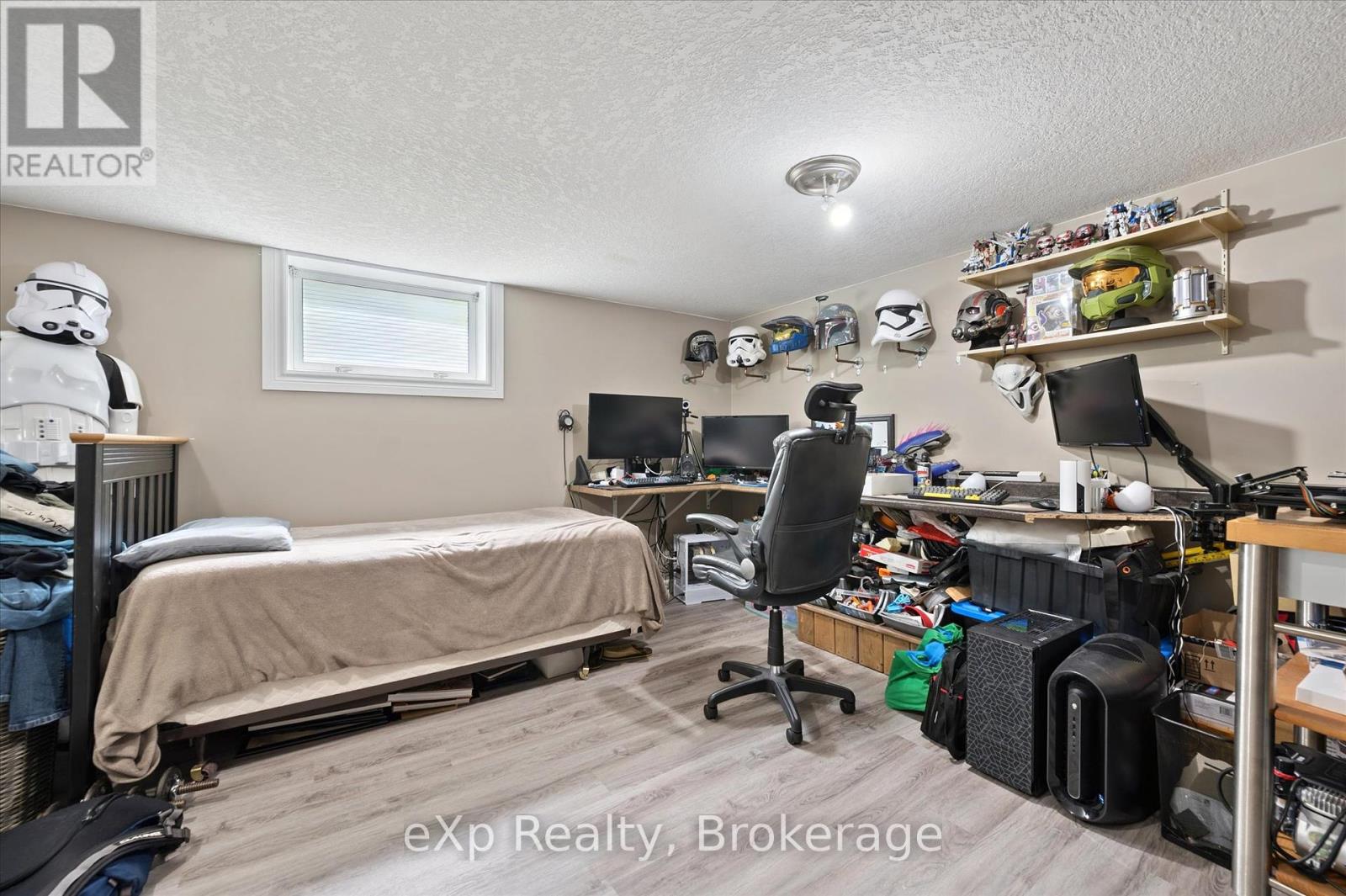550 Elora Street, Centre Wellington, Ontario  N1M 1Y8 - Photo 34 - X12247848