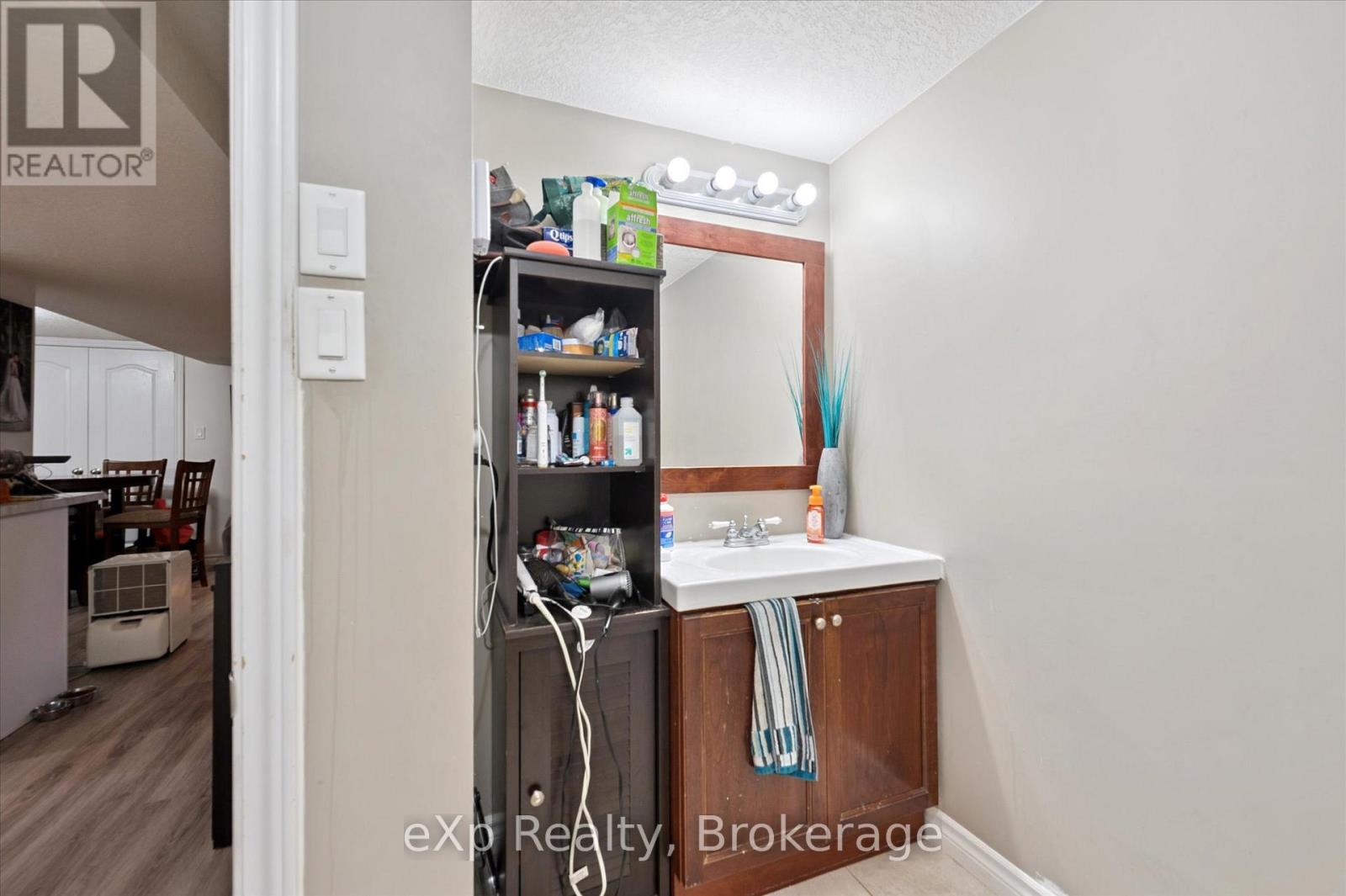 550 Elora Street, Centre Wellington, Ontario  N1M 1Y8 - Photo 36 - X12247848