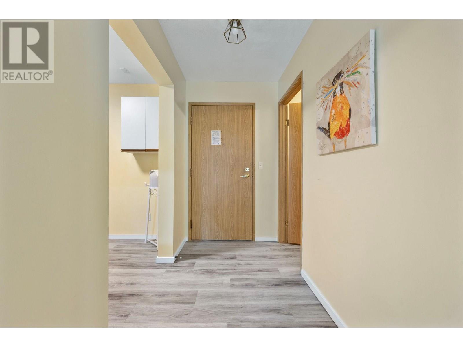 1045 Sutherland Avenue Unit# 130, Kelowna, British Columbia  V1Y 5Y1 - Photo 4 - 10352725