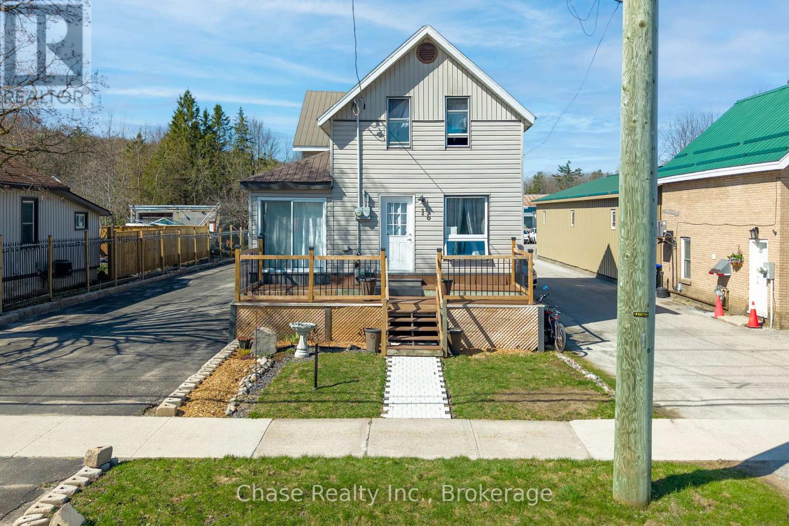 16 Fifth Street W, Midland, Ontario  L4R 3V2 - Photo 35 - S12113095