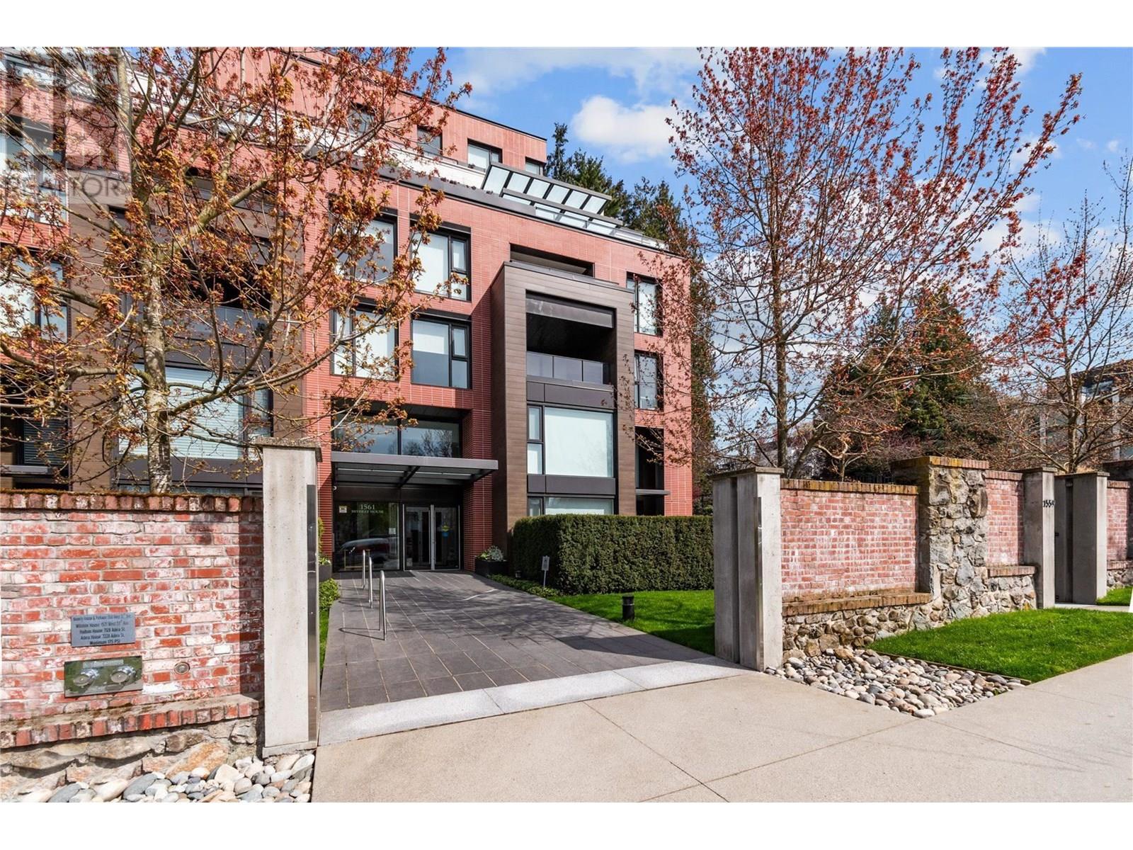 206 1561 W 57TH AVENUE, vancouver, British Columbia V6P0H5