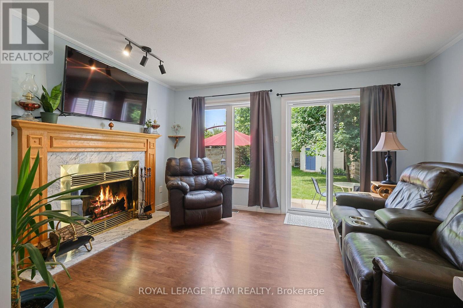 50 Rowe Drive, Ottawa, Ontario  K2L 3Y7 - Photo 17 - X12247918