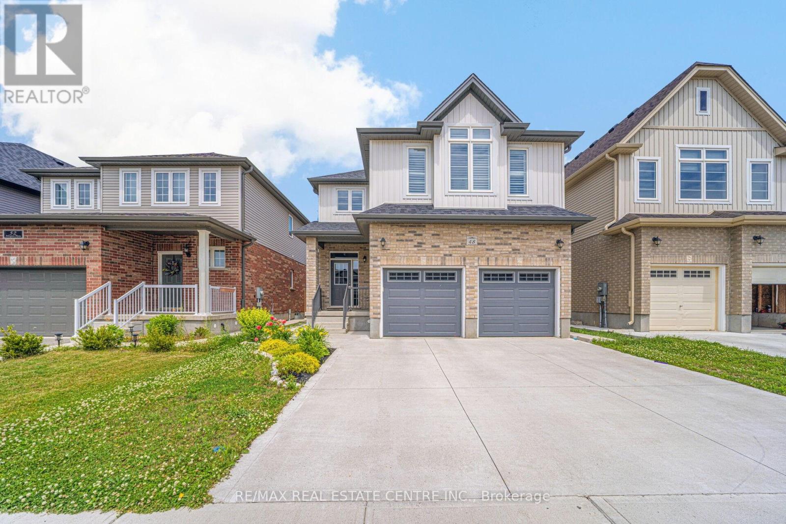 Property at 48 ARLINGTON PARKWAY image 4