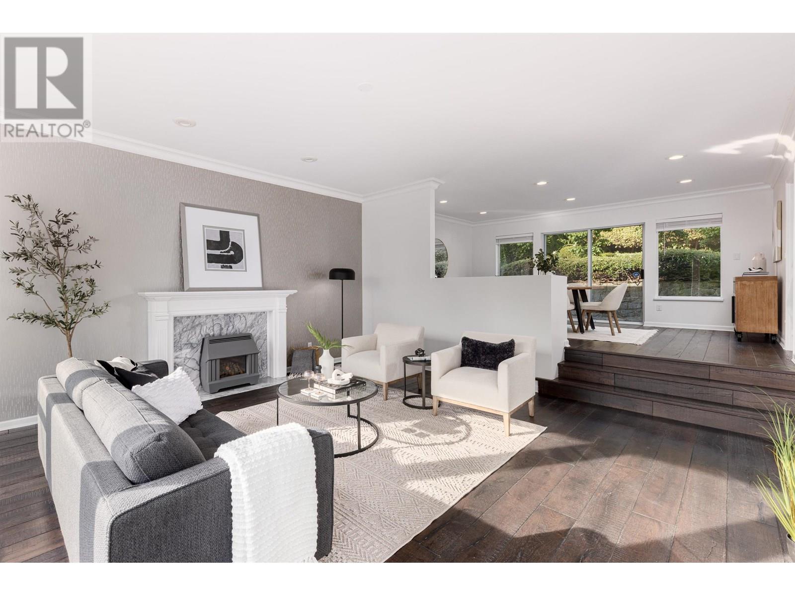 Property at 456 MONTROYAL BOULEVARD image 2