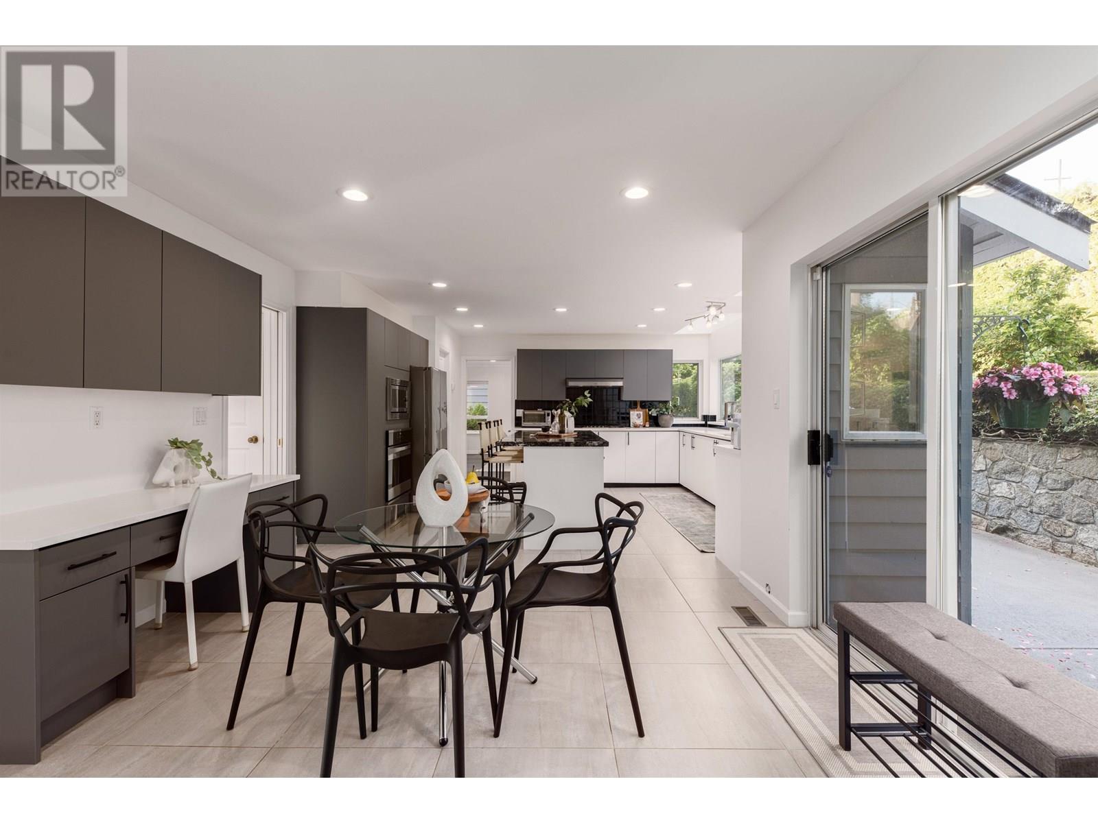Property at 456 MONTROYAL BOULEVARD image 5