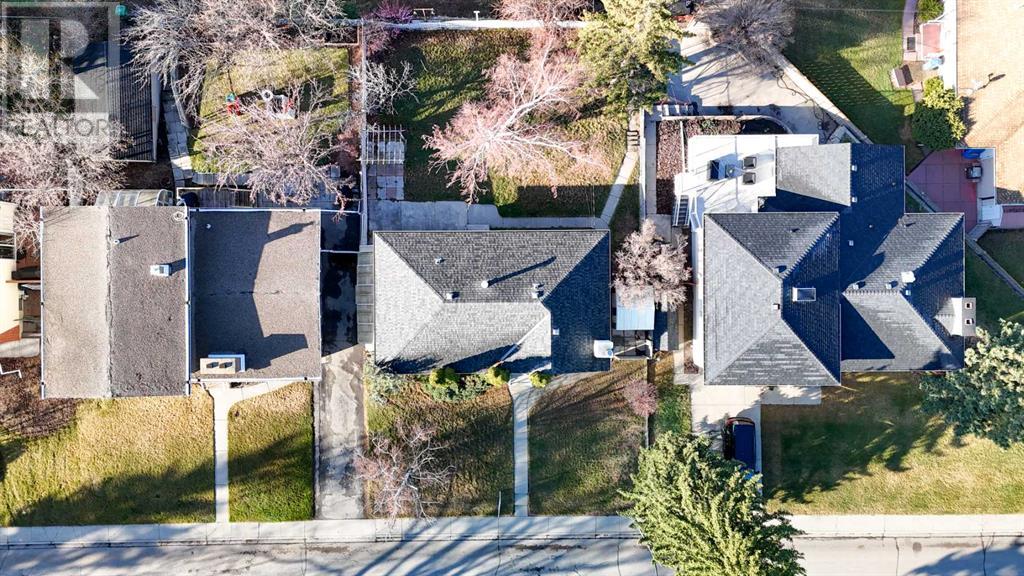 Property at 43 Canyon Drive NW image 5