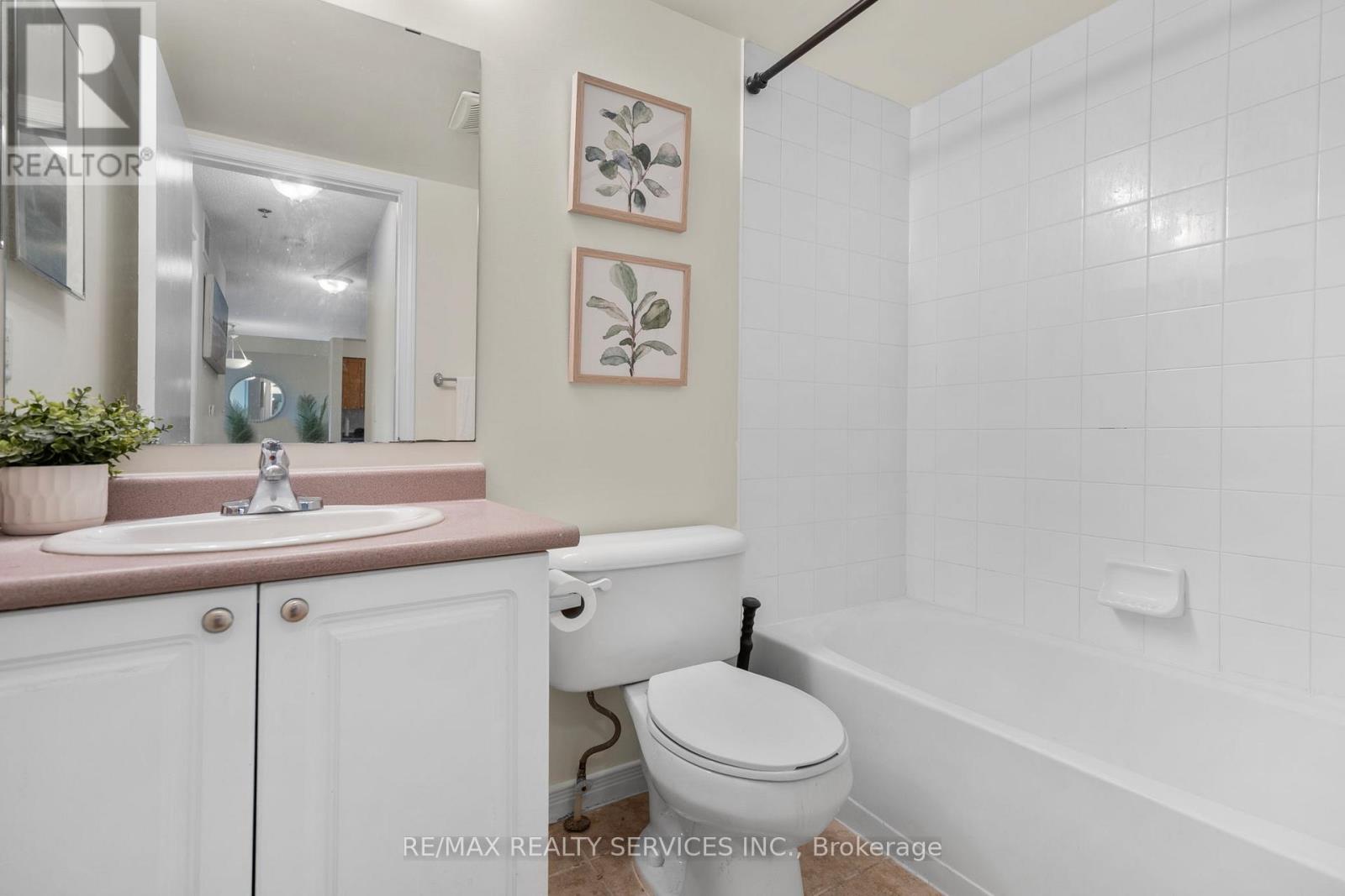 301 - 684 Warden Avenue, Toronto (Clairlea-Birchmount), Ontario  M1L 4W4 - Photo 23 - E12231119