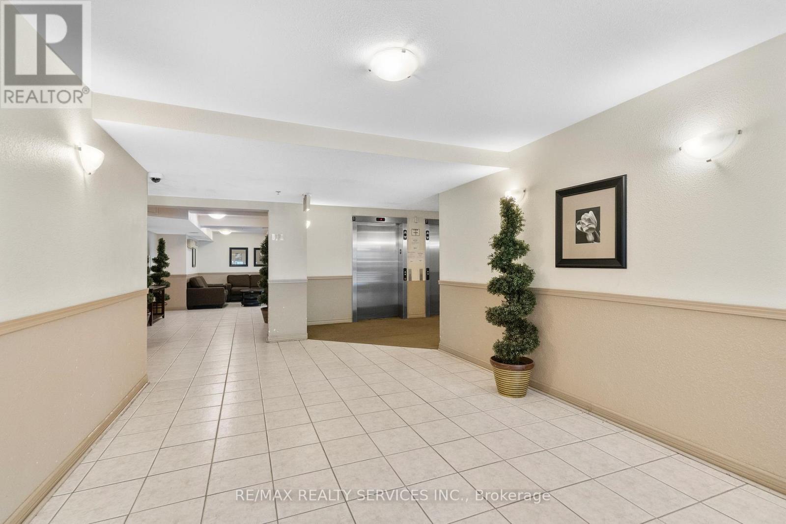 301 - 684 Warden Avenue, Toronto (Clairlea-Birchmount), Ontario  M1L 4W4 - Photo 37 - E12231119