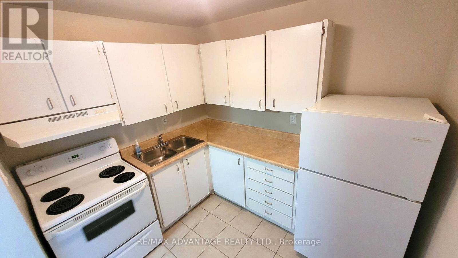 806 - 563 Mornington Avenue, London East, Ontario  N5Y 4T8 - Photo 7 - X12248152