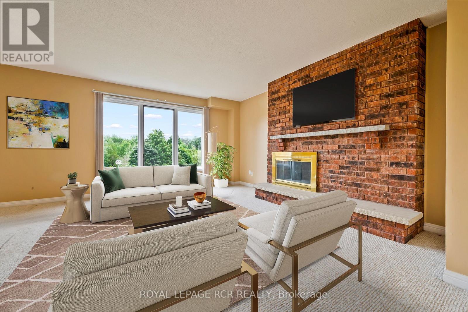 Property at 6 CEDAR RIDGE COURT image 4