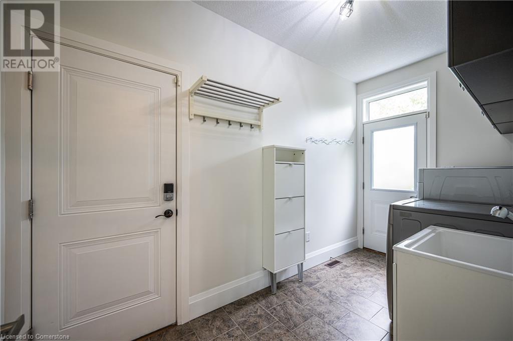 39 Earlscourt Terrace, Middlesex Centre, Ontario  N0L 1R0 - Photo 17 - 40745512