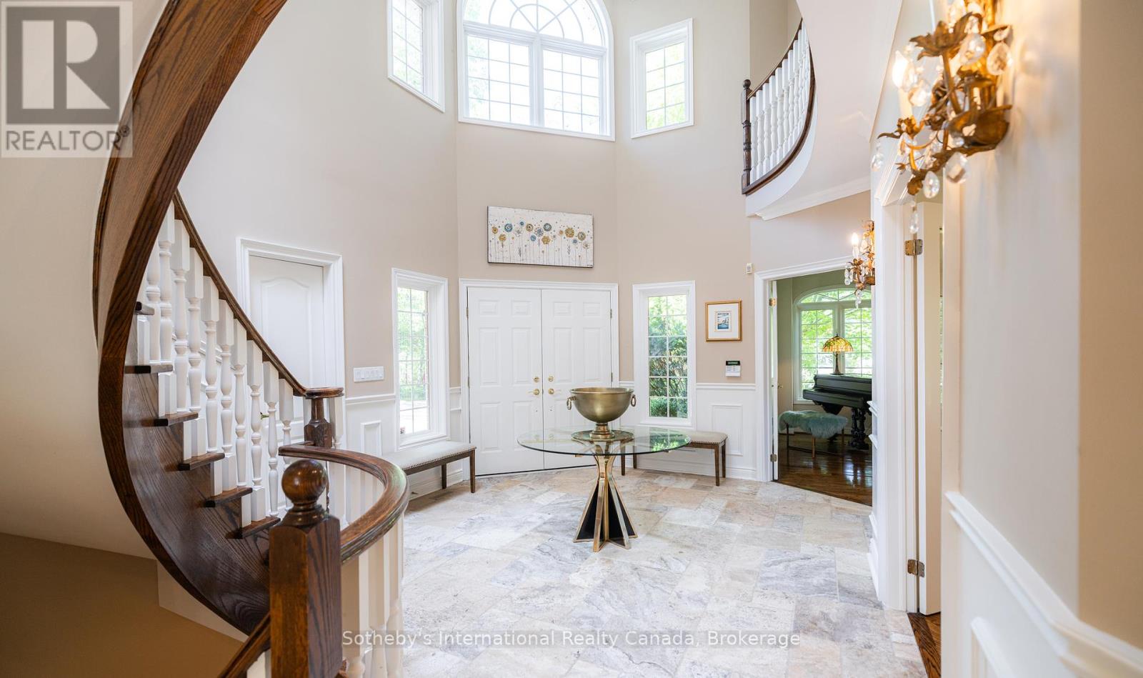 Property at 33 EDGECOMBE TERRACE image 3