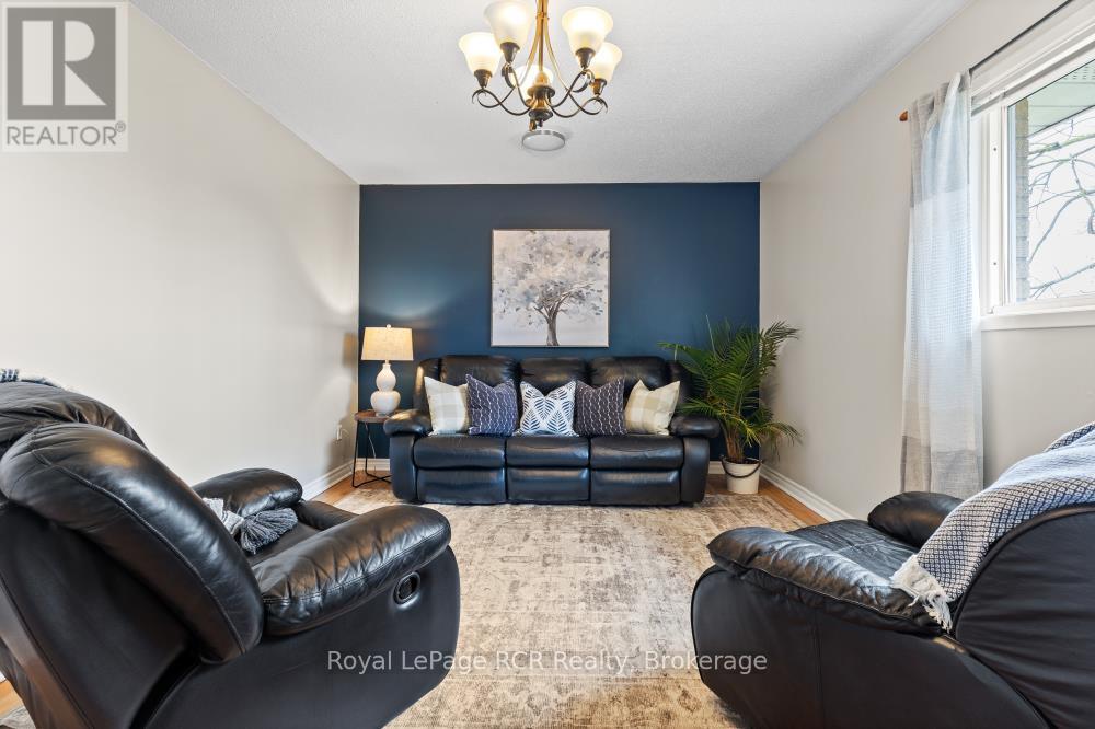 8008 Wellington Road 7, Mapleton, Ontario  N0G 2K0 - Photo 19 - X12248029