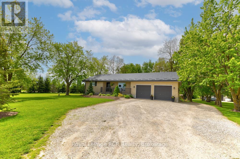 8008 Wellington Road 7, Mapleton, Ontario  N0G 2K0 - Photo 5 - X12248029