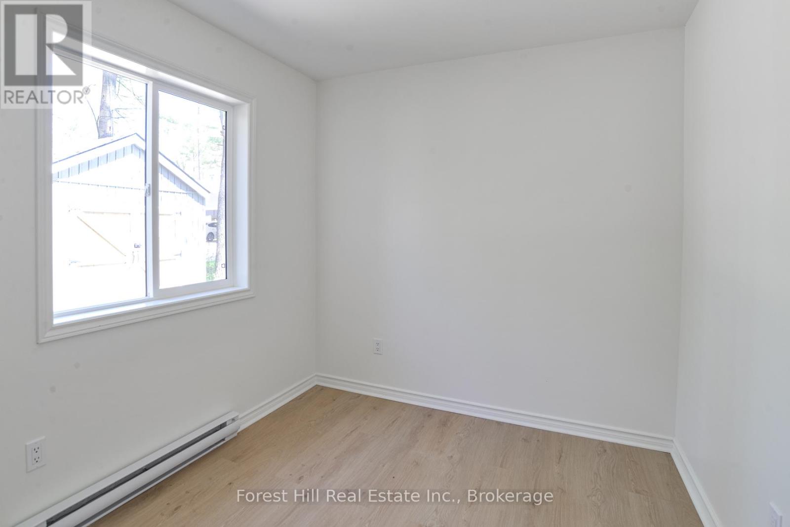 1036 Bagley Road, Gravenhurst, Ontario  P0E 1N0 - Photo 14 - X12248136