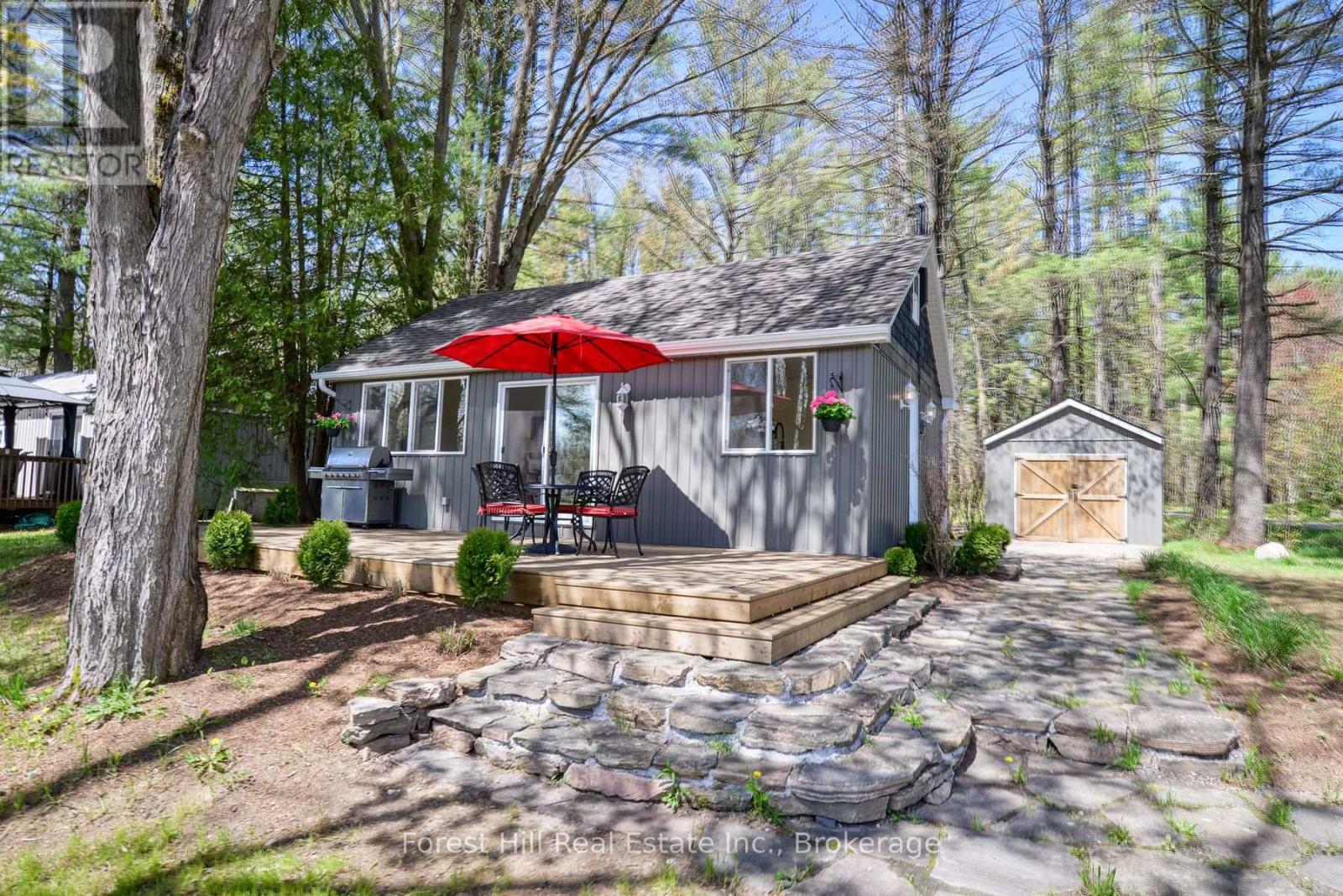 1036 Bagley Road, Gravenhurst, Ontario  P0E 1N0 - Photo 19 - X12248136