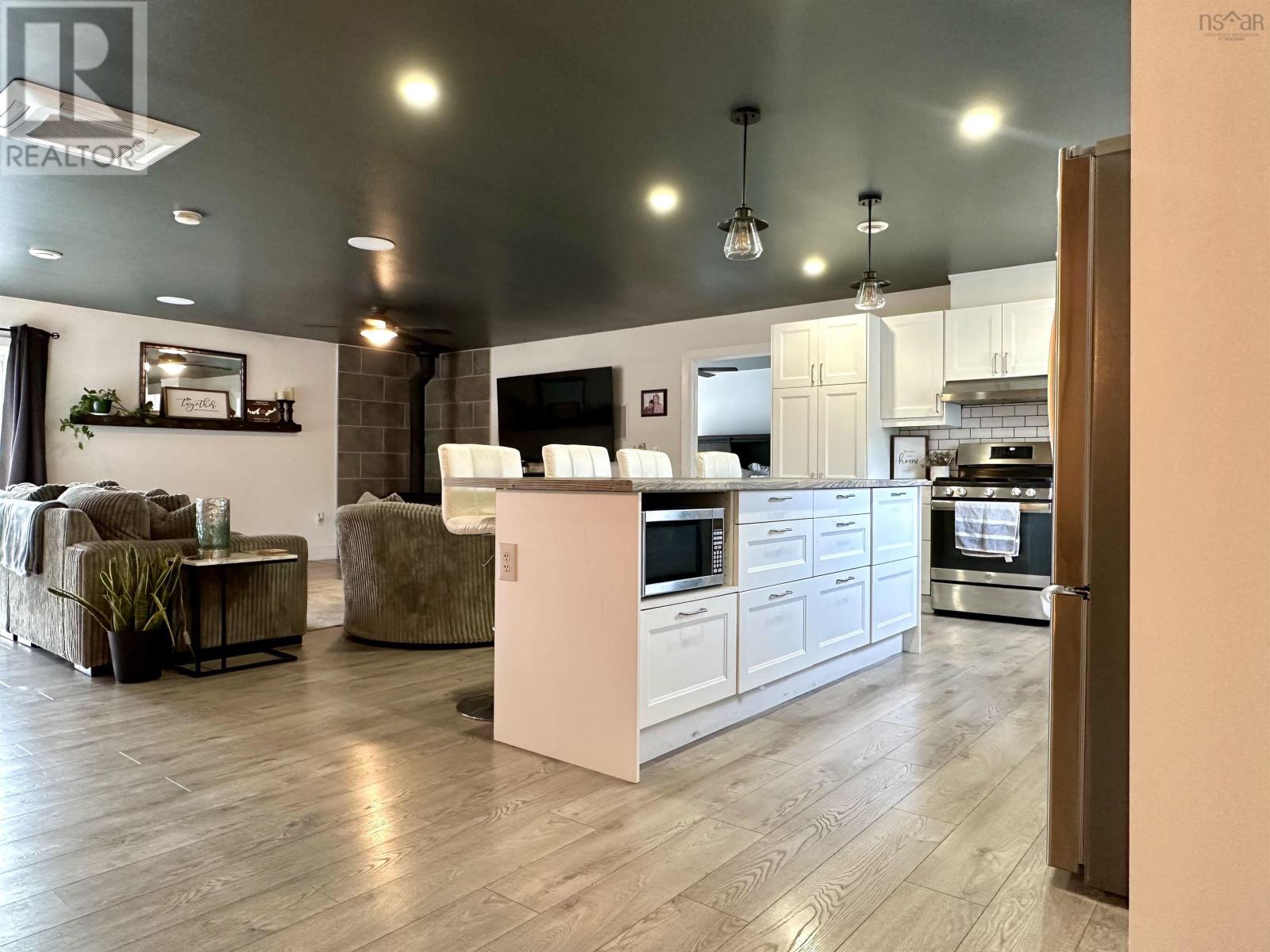 152 Beaton Road, Coxheath, Nova Scotia  B1L 1A9 - Photo 18 - 202511430