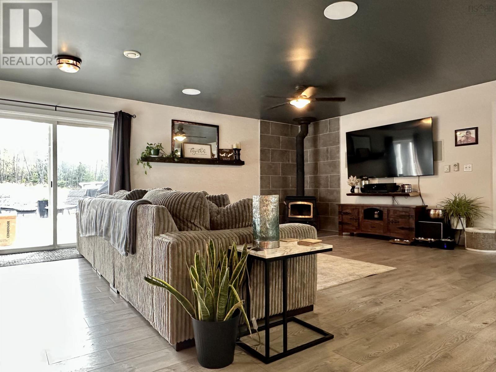 152 Beaton Road, Coxheath, Nova Scotia  B1L 1A9 - Photo 25 - 202511430