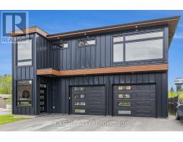 1056 Notre Dame Street, Russell, Ca