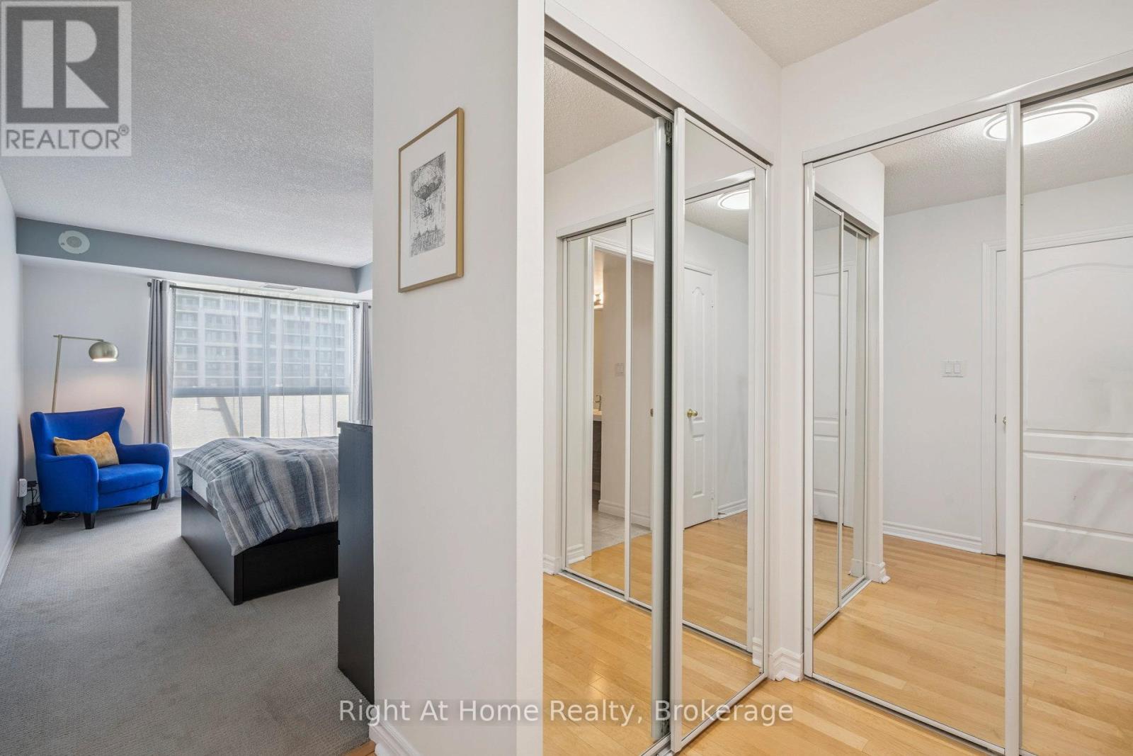 605 - 2111 Lake Shore Boulevard W, Toronto, Ontario  M8V 4B2 - Photo 19 - W12248066